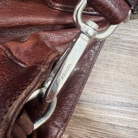 Authentic Prada tote bag for sale - Picture 14 of 15